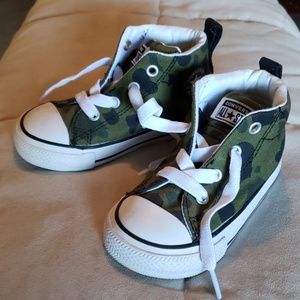 Converse Infant Camo Sneakers US-7